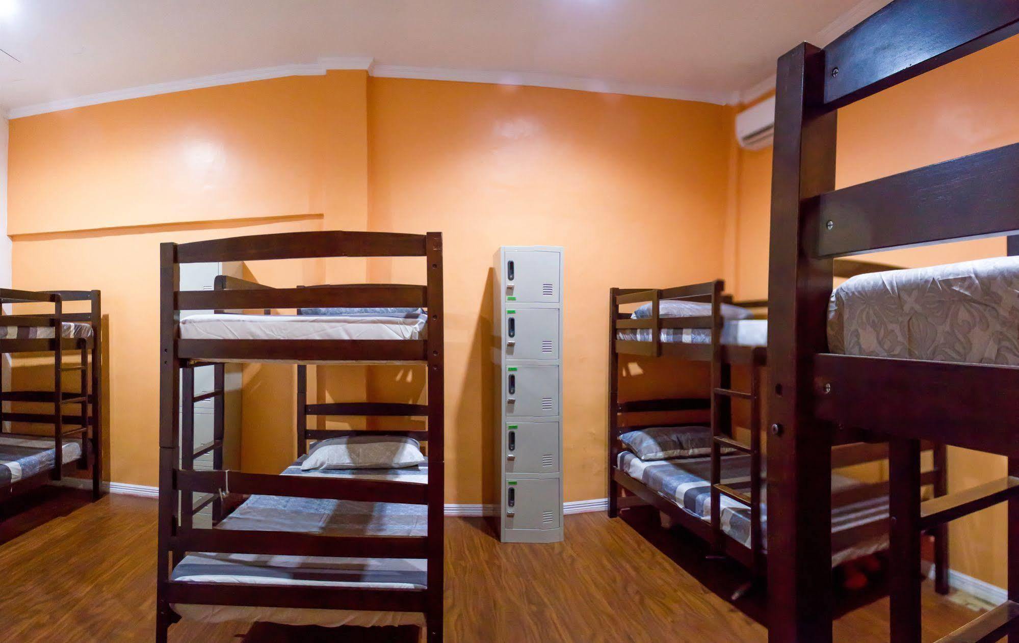 Le Village Hostel Cebu Dış mekan fotoğraf